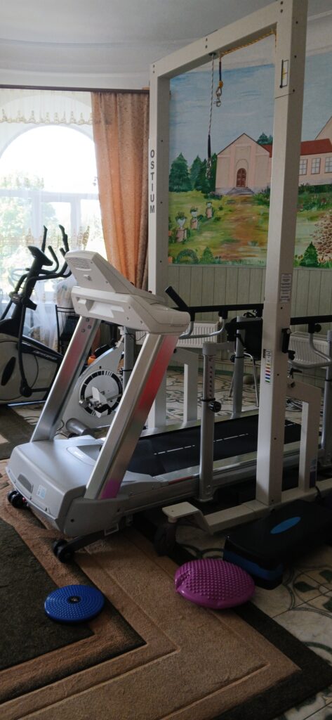 Dyaco Medical 7.0T та Technomex Ostium