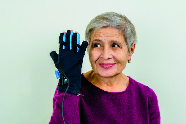 Glove Cynteract