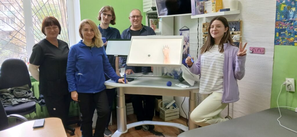 Обладнання Dessintey у КМКЛ №6 (Медмістечко)