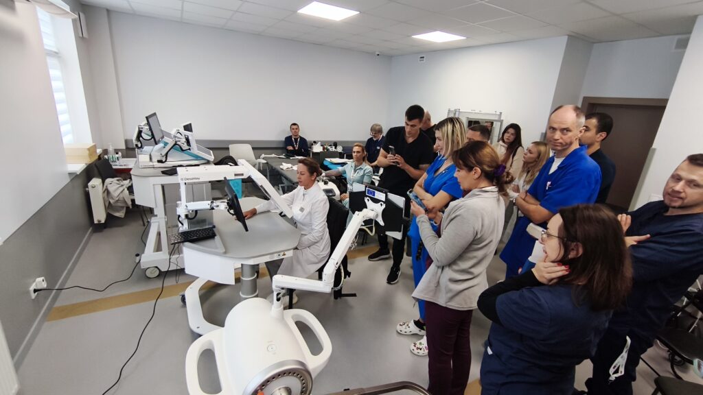 Обладнання Dessintey в Інституті травматології та ортопедії НАМН