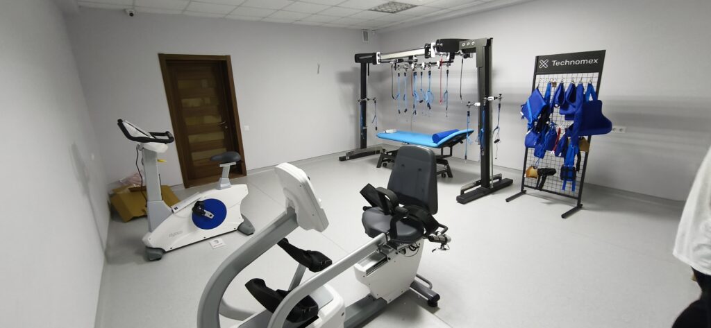 Обладнання Technomex та Dyaco у Львівському медичному коледжі