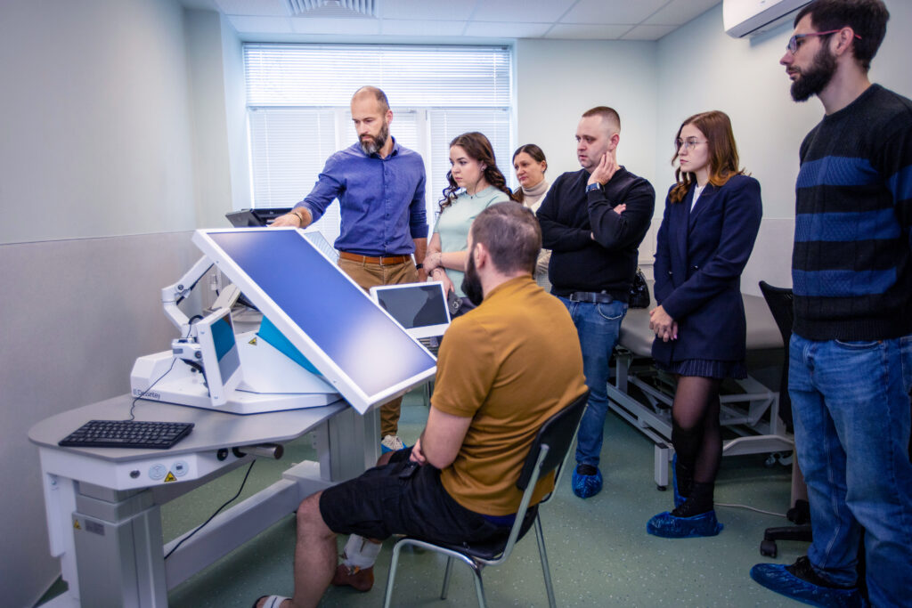 Сучасна фізична та реабілітаційна медицина: мультидисциплінарний підхід, технології, клінічний досвід